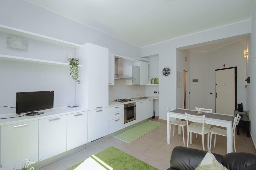Spacious And New Apt In Citta Studi Milán Exteriér fotografie